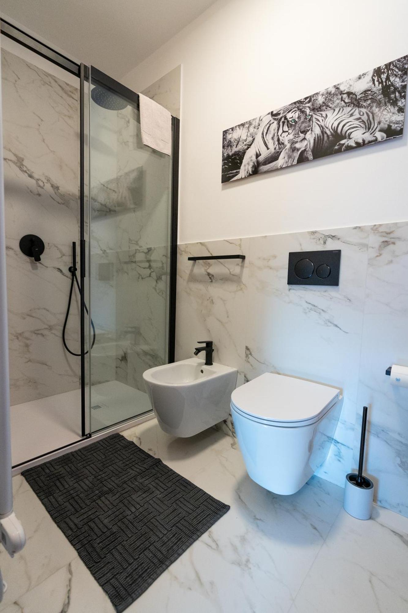 Ferienwohnung Ausblick Kleinjuwel Mit Panoramablick + Garage Meran Exterior foto